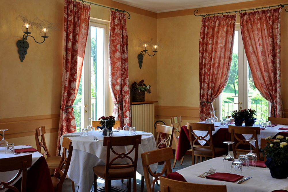 Hostellerie Du Golf Pecetto Exterior photo