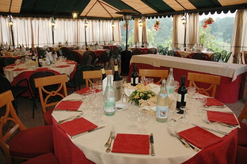 Hostellerie Du Golf Pecetto Exterior photo