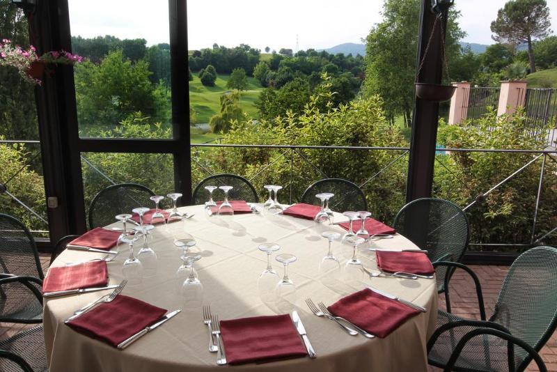Hostellerie Du Golf Pecetto Exterior photo